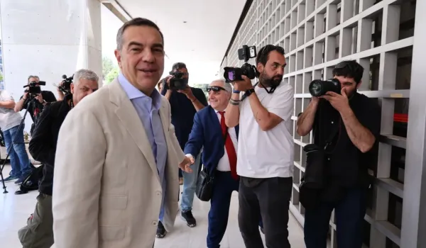 Τσίπρας: Στόχος μας η πολιτική αλλαγή και η ήττα της κυβέρνησης Μητσοτάκη