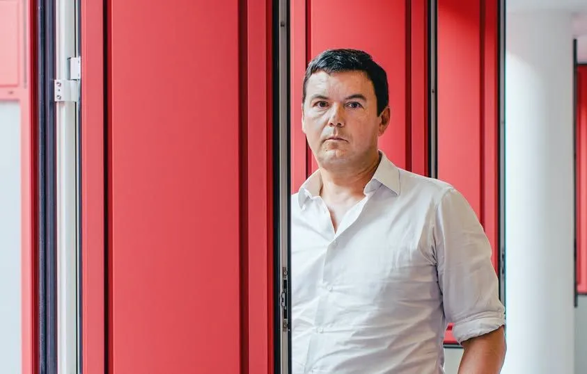 Τομά Πικετί: Μαθητές, φοιτητές: το λυκόφως του μακρονισμού