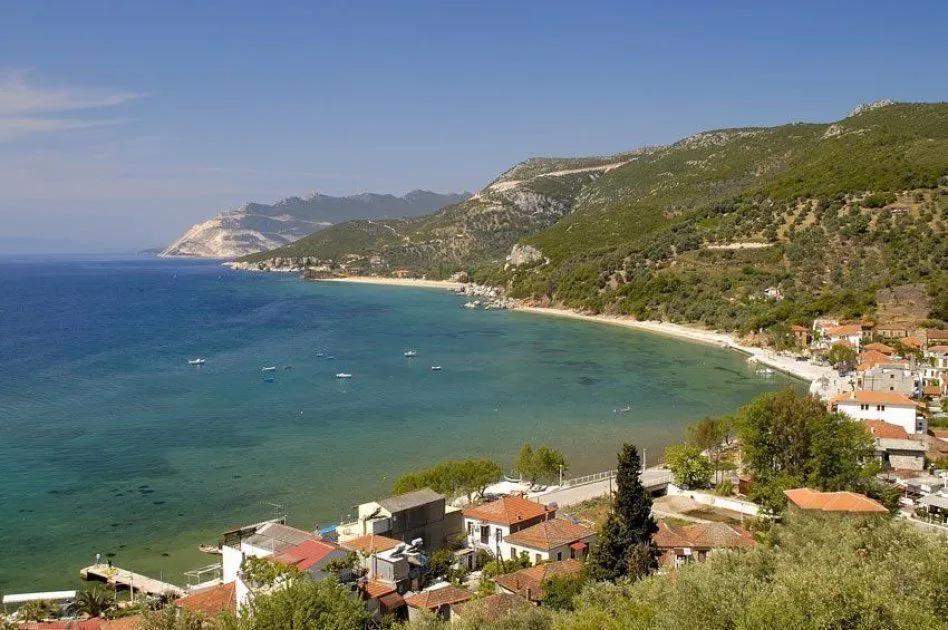 Η κακοκαιρία προκάλεσε ζημιές στον Πλατανιά και άφησε έξι οικισμούς χωρίς νερό