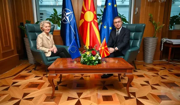 Φον ντερ Λάιεν: Η συνταγματική αναγνώριση των Βουλγάρων όρος για την ενταξιακή πορεία