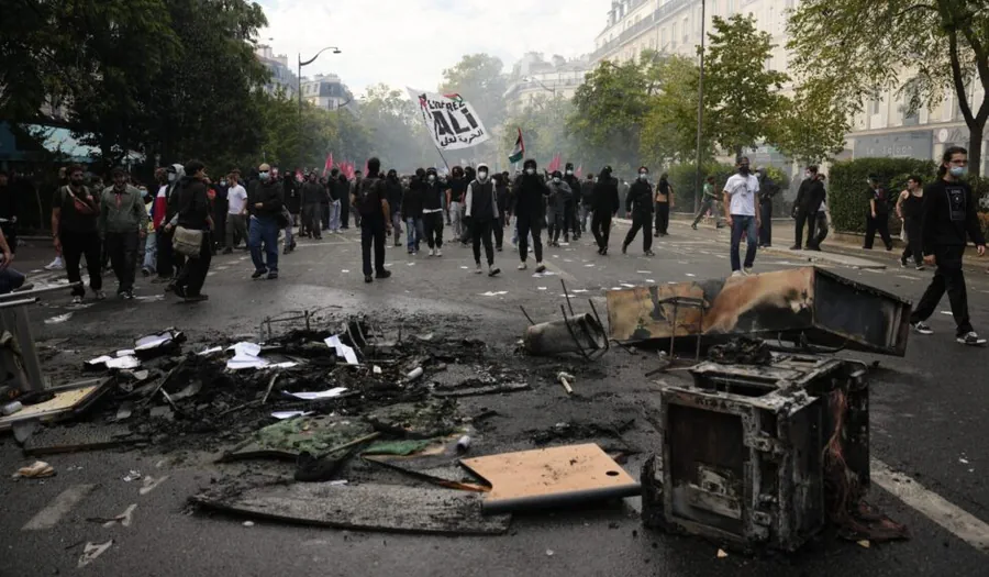 Κινητοποιήσεις νέων σε Γαλλία, Ισπανία και Γερμανία για παιδεία, στέγαση και θητεία
