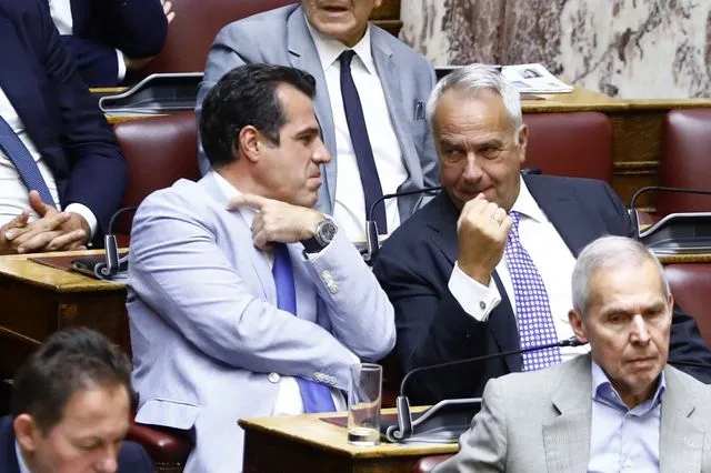 Πιλοτικό σχέδιο για μεταφορές απορριφθέντων αιτούντων άσυλο εκτός ΕΕ προωθούν πέντε χώρες