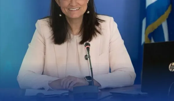 Νομοσχέδιο προβλέπει ανθρώπινη εποπτεία στις αλγοριθμικές αποφάσεις για εργαζομένους πλατφορμών