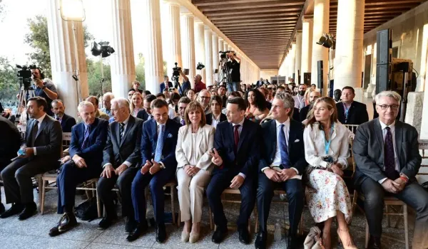 Στον Πέδρο Σάντσεθ το Βραβείο Δημοκρατίας της Αθήνας για το 2026