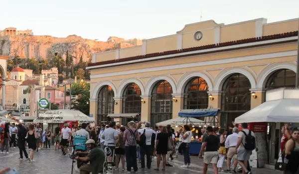 Βλάβες απέσυραν δύο συρμούς του Ηλεκτρικού σε λιγότερο από μία ώρα