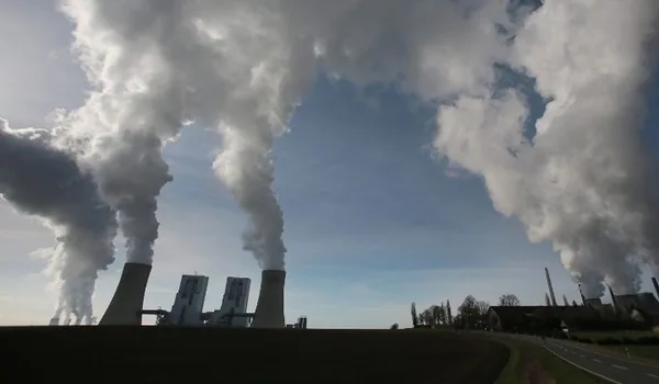 Πάμε για νέο ρεκόρ εκπομπών CO2 εξαιτίας της καύσης ορυκτών καυσίμων το 2024