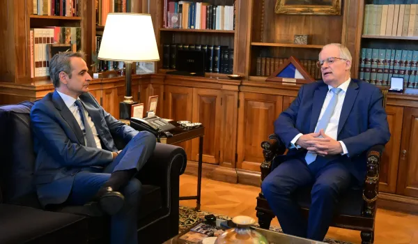 Μητσοτάκης και Τασούλας δείπνησαν στη Θεσσαλονίκη μετά την τελετή στον Λευκό Πύργο