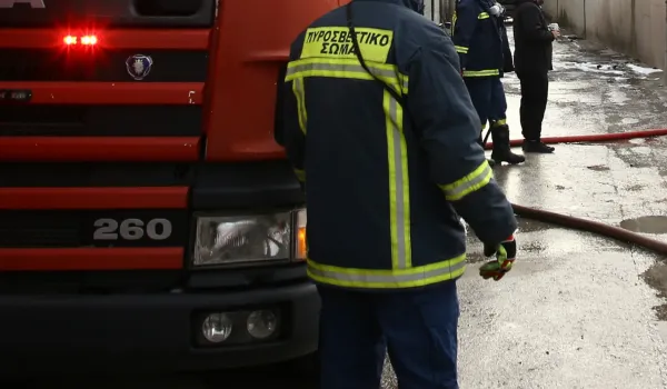 Διαρροή προπανίου σε βυτιοφόρο στον Ασπρόπυργο και εκτροπή κυκλοφορίας