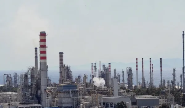Έκρηξη στη Motor Oil: Τέσσερις εργαζόμενοι τραυματίστηκαν, ζητούνται έλεγχοι