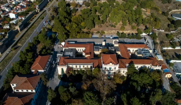 52χρονη μήνυσε γιατρό στη Θεσσαλονίκη, καταγγέλλοντας εγκαύματα σε βιοψία