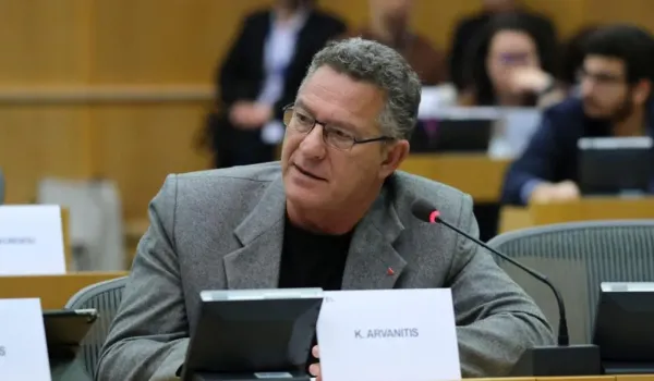 Αρβανίτης ζητά διευκρινίσεις από την Κομισιόν για τα μέτρα στήριξης λόγω αφθώδους πυρετού