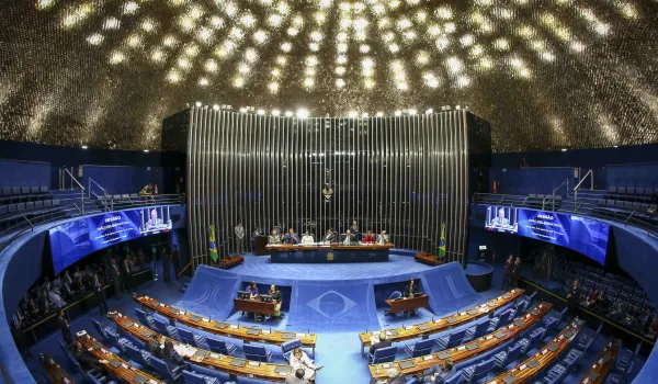 Η Γερουσία της Βραζιλίας εγκρίνει εβδομάδα έως 40 ωρών και δύο ημέρες ανάπαυσης