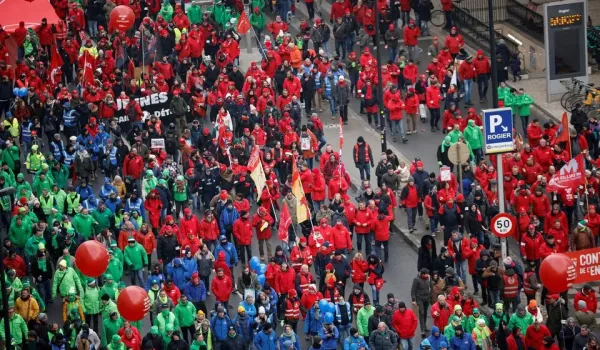 Συγκρούσεις στις Βρυξέλλες στο περιθώριο διαμαρτυρίας για την ακρίβεια