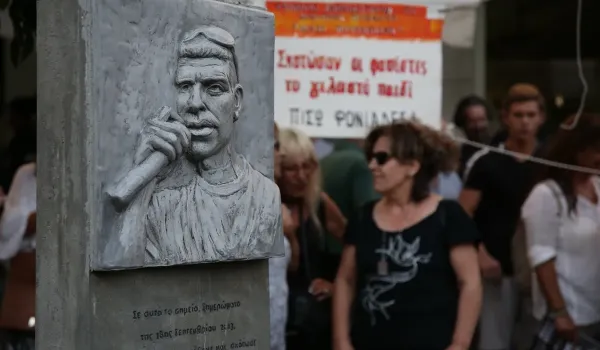 Ο Σύλλογος «Παύλος Φύσσας» ζητά κινητοποίηση μετά την επίθεση στην Ελευσίνα