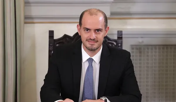 Ο Γιώργος Κώτσηρας δήλωσε ότι είναι καλά μετά τη μεταφορά του στο Ιπποκράτειο